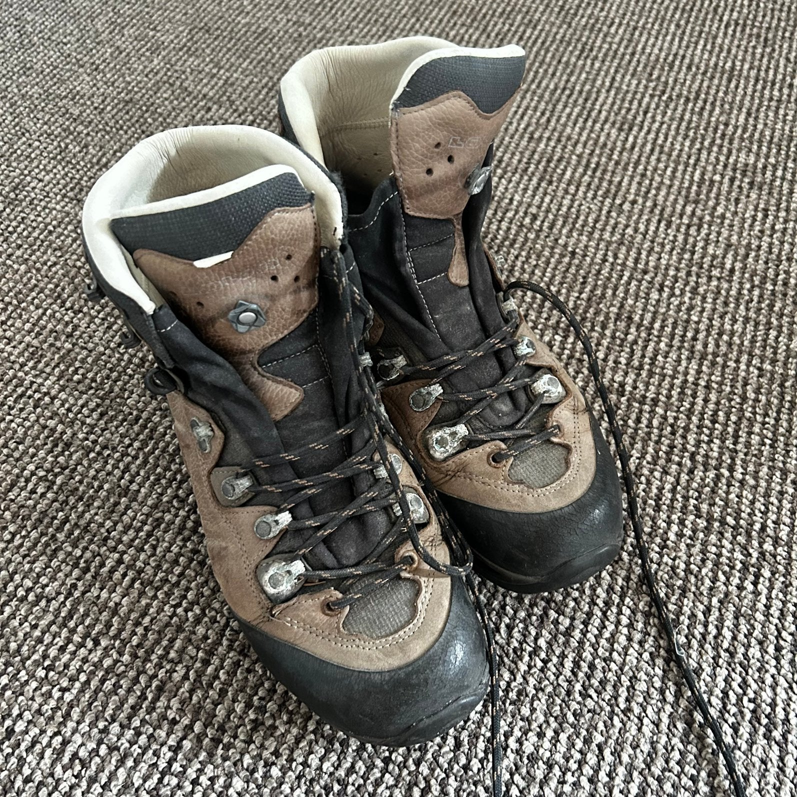 Lowa heren wandelschoenen maat 42, Sport en Fitness, Bergsport en Wandelen, Ophalen of Verzenden, Gebruikt, Schoenen