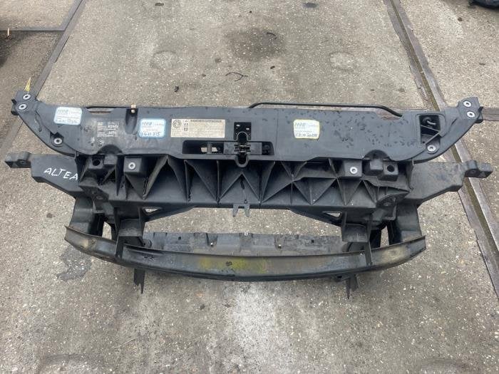 Frontpaneel van een Seat Altea, Gebruikt, -, Verzenden, -