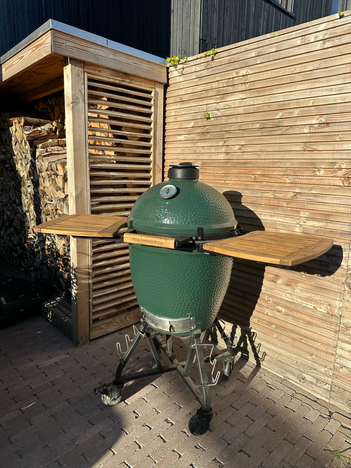 Big Green Egg Large met uitgebreid accessoirepakket, Ophalen, Gebruikt