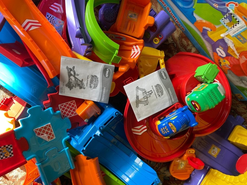 VTech Toet Toet Auto's Super Stuntpark + Brug met wegdelen, 2 tot 4 jaar, VTech Electronics Europe B.V., Postbus 1000, 5900 BA Venlo, Nederland