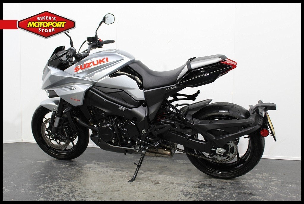 Suzuki GSX-S1000 KATANA (bj 2019), Lange Dreef 12
4131NH  Vianen, NL, Suzuki, Klantenservice@suzuki.nl, Naked bike
