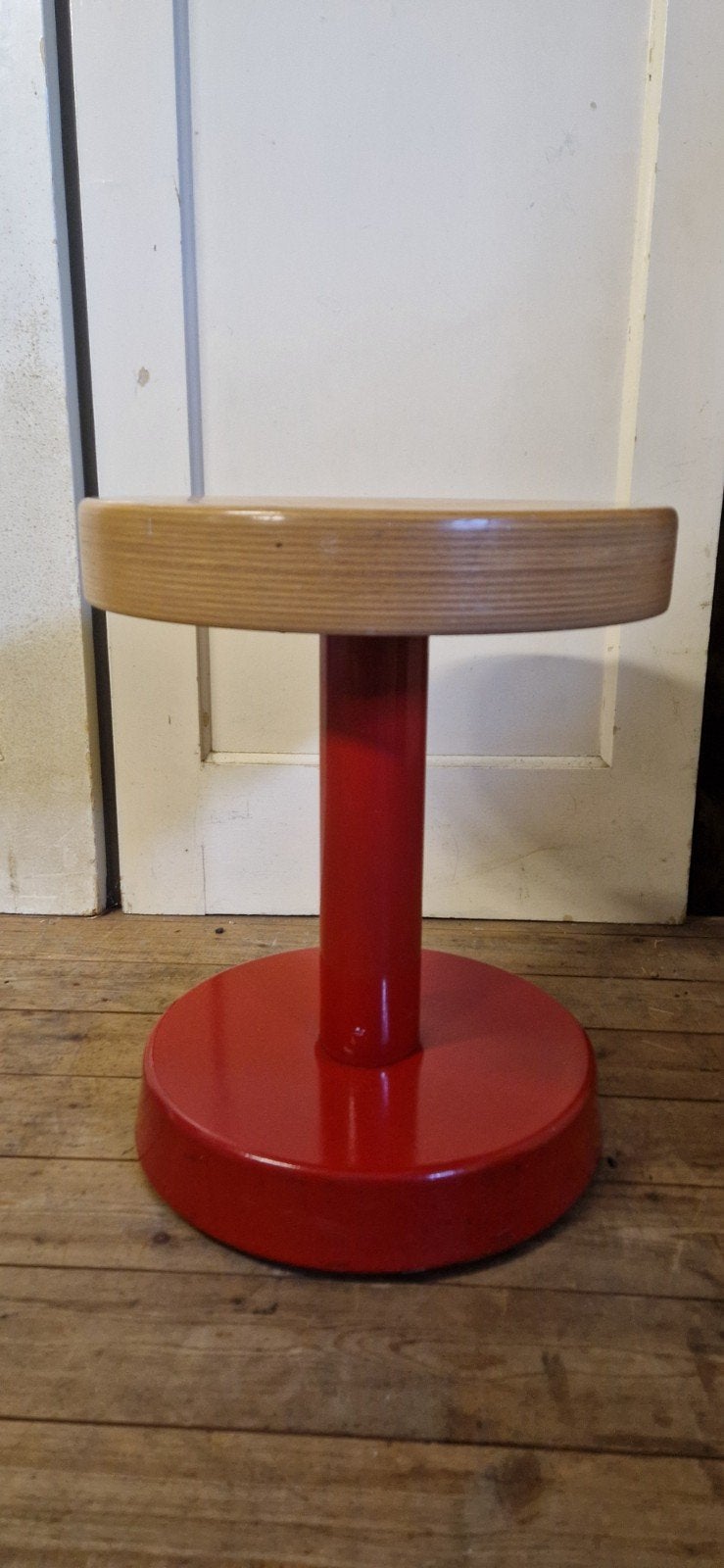 stoere vintage industriele kruk, Huis en Inrichting, Ophalen, Zo goed als nieuw, Hout