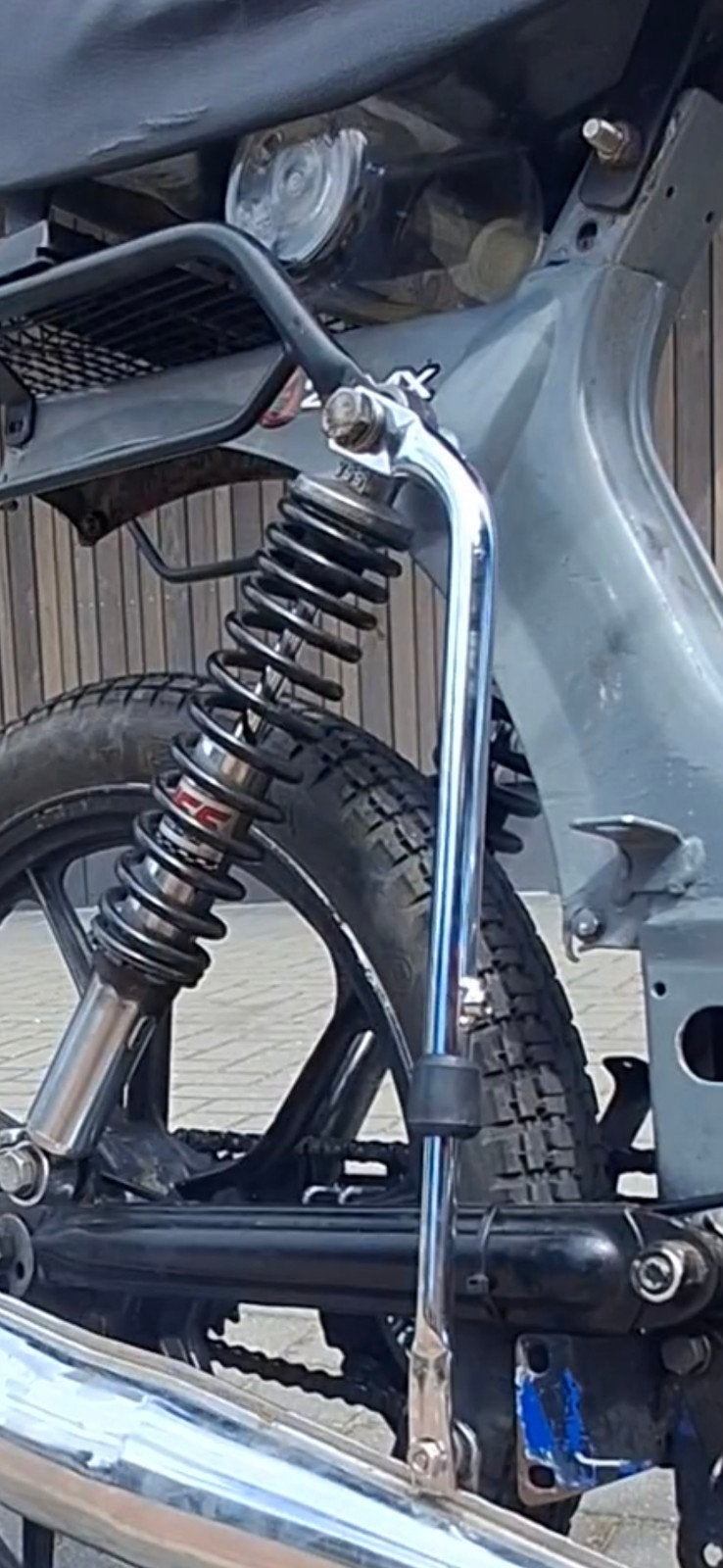 tomos uitlaatsteun., Fietsen en Brommers, Ophalen of Verzenden
