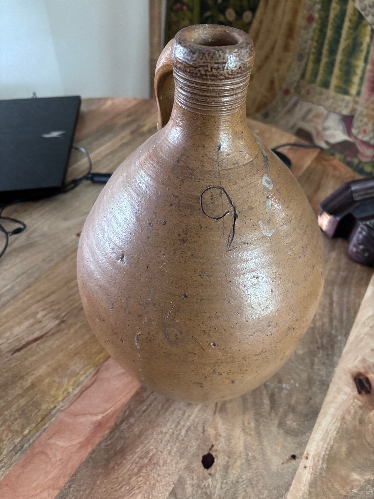 Oude steengoed kruik met nummer 2, Antiek en Kunst, Ophalen of Verzenden