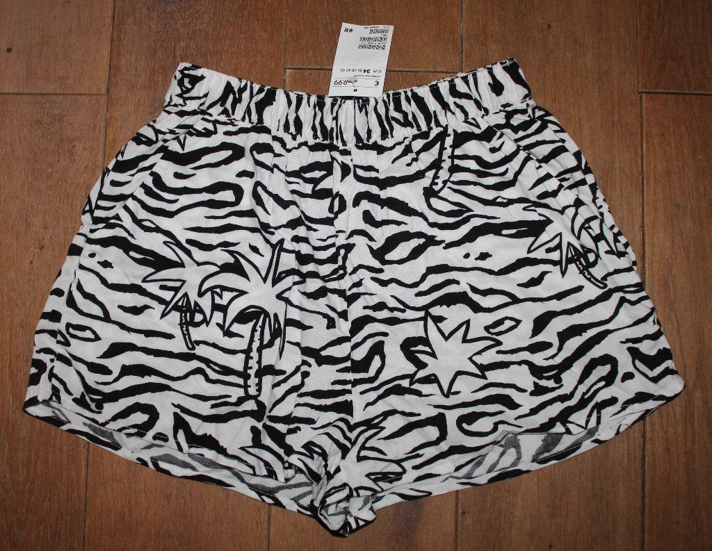 Short van H&M maat 34, Kort, Wit, H&M Divided, Nieuw