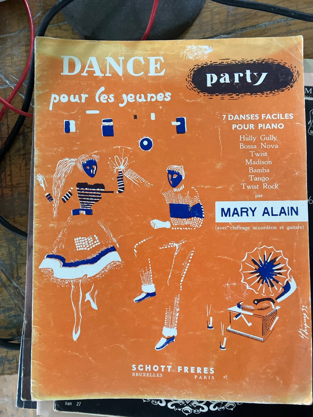 Dance Party: 7 Gemakkelijke Dansen voor Piano (Mary Alain), Gebruikt, Ophalen of Verzenden, Thema, Piano