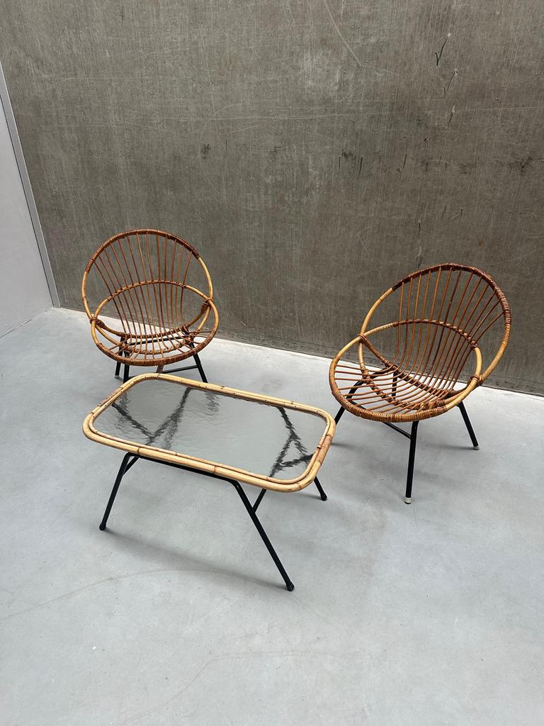 Rotan setje twee fauteuiltjes en tafeltje jaren 60 Rohe, Huis en Inrichting, Fauteuils, Ophalen, Minder dan 50 cm, Gebruikt, Minder dan 75 cm