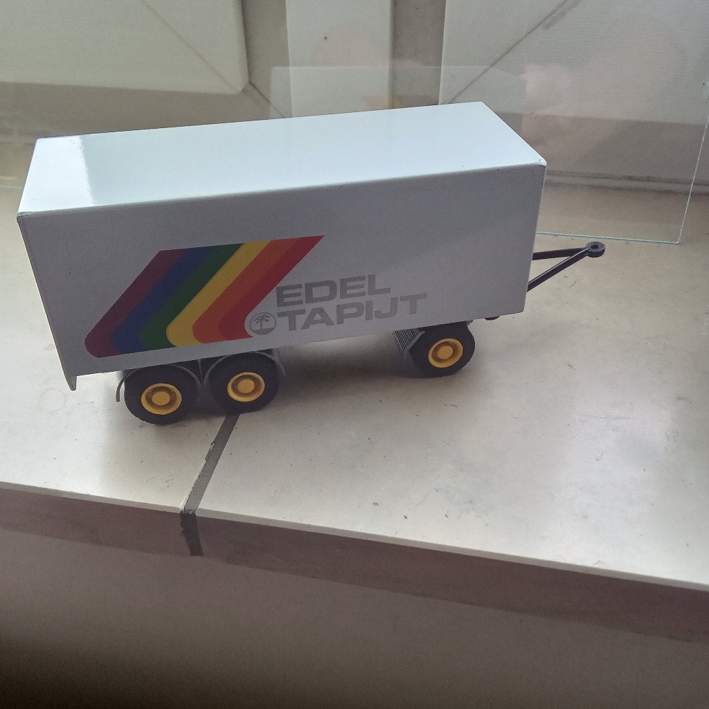 LION CAR TRAILER -EDEL TAPIJT-, Verzenden, Bus of Vrachtwagen, Lion Toys
