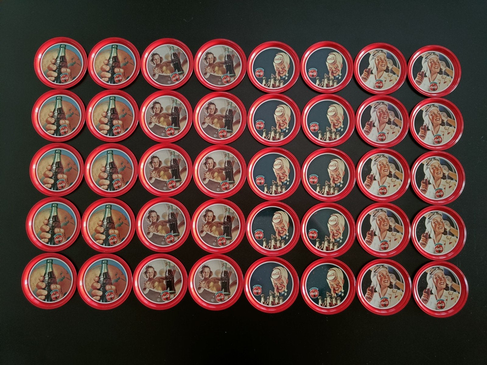 Set van 40 retro blikken Coca-Cola onderzetters., Ophalen of Verzenden, Zo goed als nieuw, Gebruiksvoorwerp