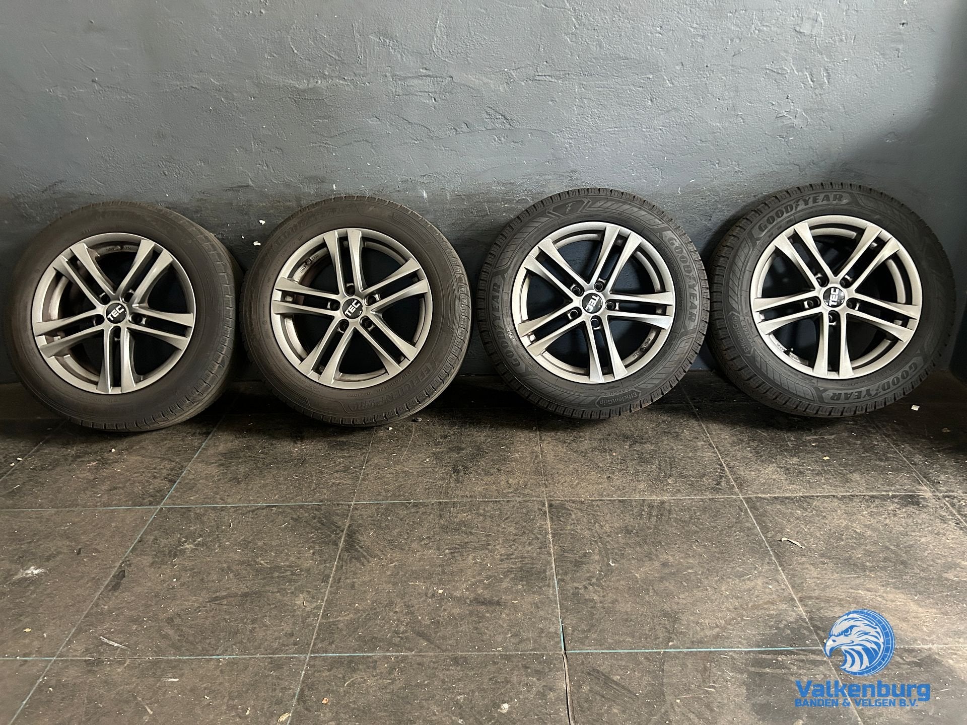 8mm! Fiat Talento Abarth Opel Vivaro Renault Trafic 17 inch, Auto-onderdelen, Banden en Velgen, -, -, Banden en Velgen, 17 inch