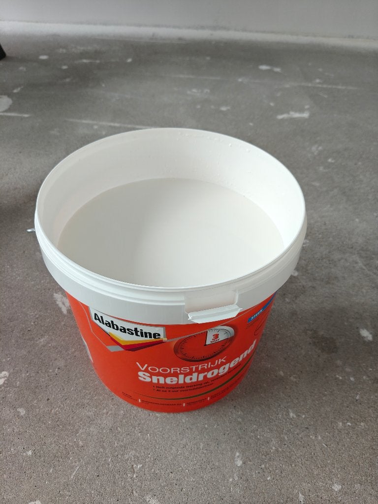 Voorstrijk 9,5 liter Alabastine, Ophalen, Zo goed als nieuw, Wit