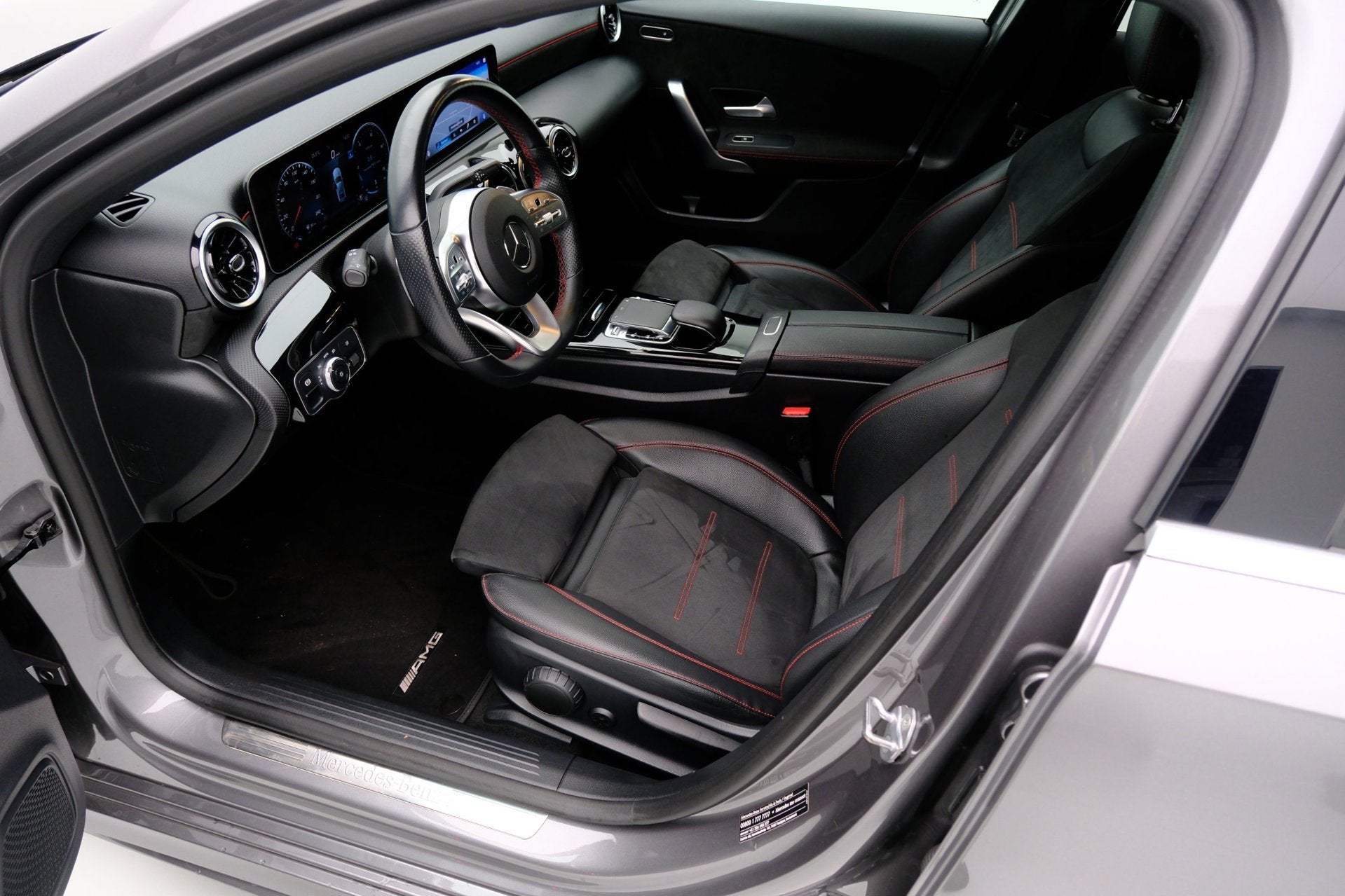 Foto 3 van Mercedes-Benz A-klasse 180 Business Solution AMG Aut. Widesc