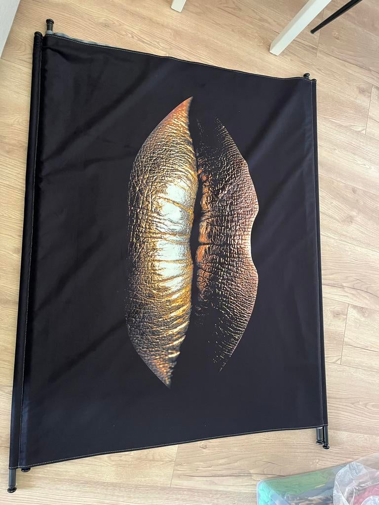 Wandkleed Glamour Kiss - Zwart/Goud - 146x110 cm, Ophalen of Verzenden, Zo goed als nieuw