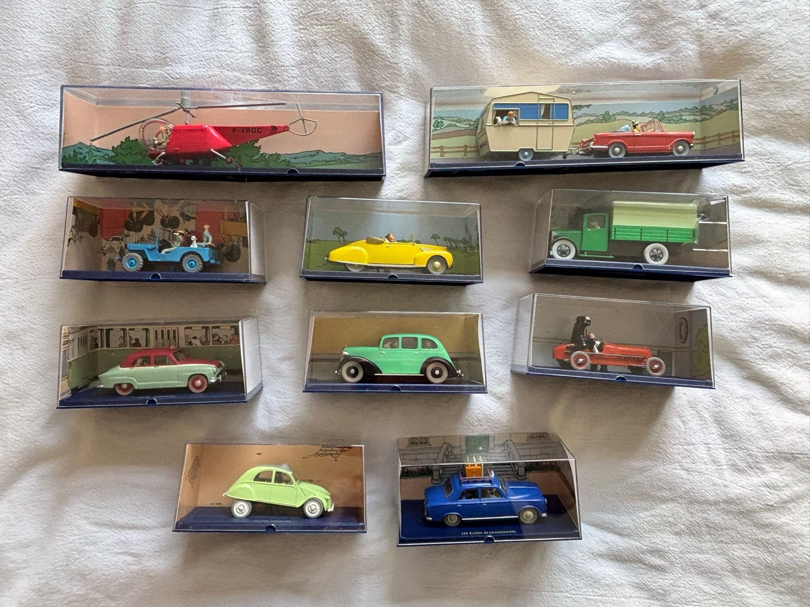 Grote collectie Kuifje voertuigen (34 stuks), Verzamelen, Ophalen of Verzenden, Kuifje, Zo goed als nieuw, Beeldje of Figuurtje
