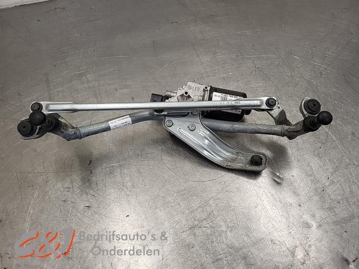Ruitenwismotor + Mechaniek van een Volkswagen Caddy