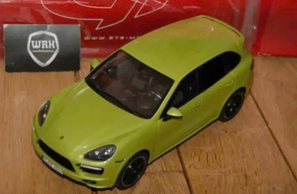 1:18 PORSCHE CAYENNE GTS green GT spirit GT020A in doos WRH, Verzenden, Zo goed als nieuw, Auto, Overige merken