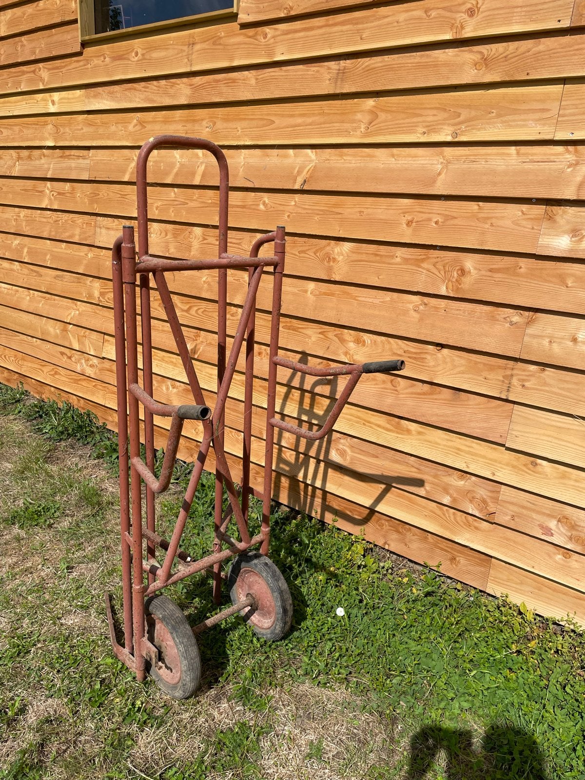 Robuuste Steekwagen orgineel voor fustkratten, Doe-het-zelf en Verbouw, Ophalen, Gebruikt, Steekwagen
