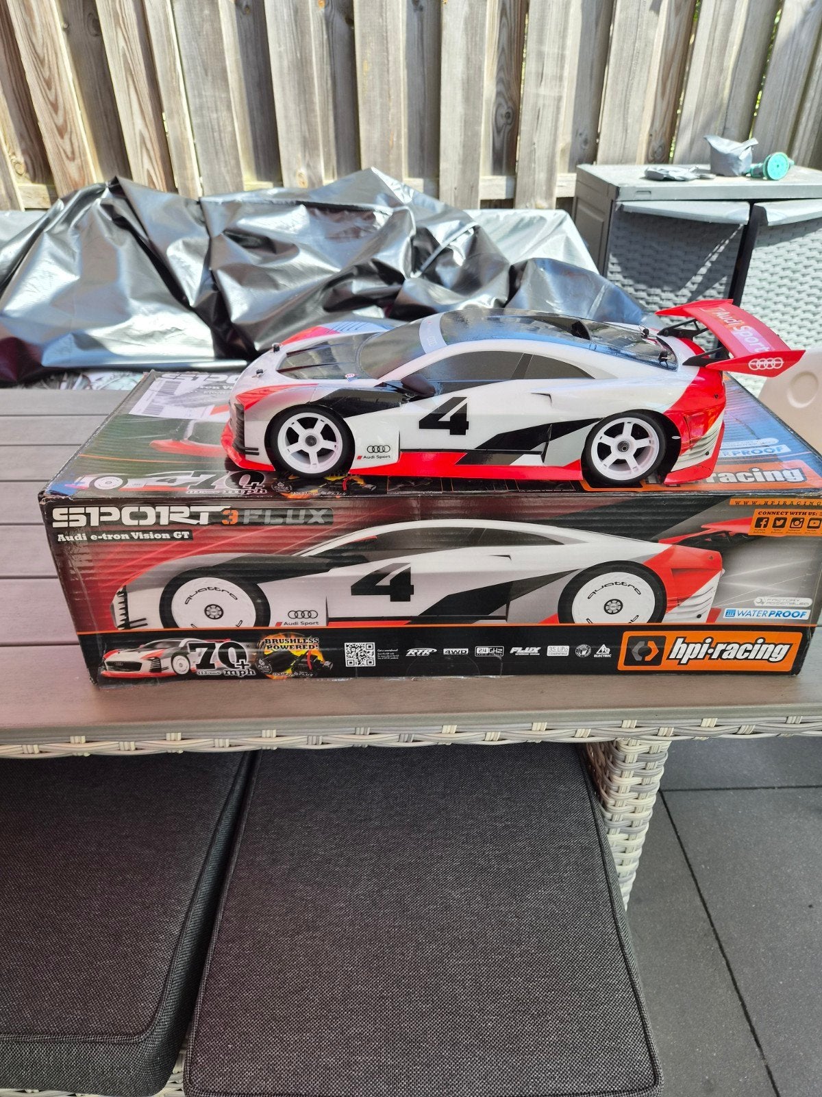 te koop zgan hpi sport 3 flux., Zo goed als nieuw, Schaal 1:10, Auto onroad, RTR (Ready to Run)