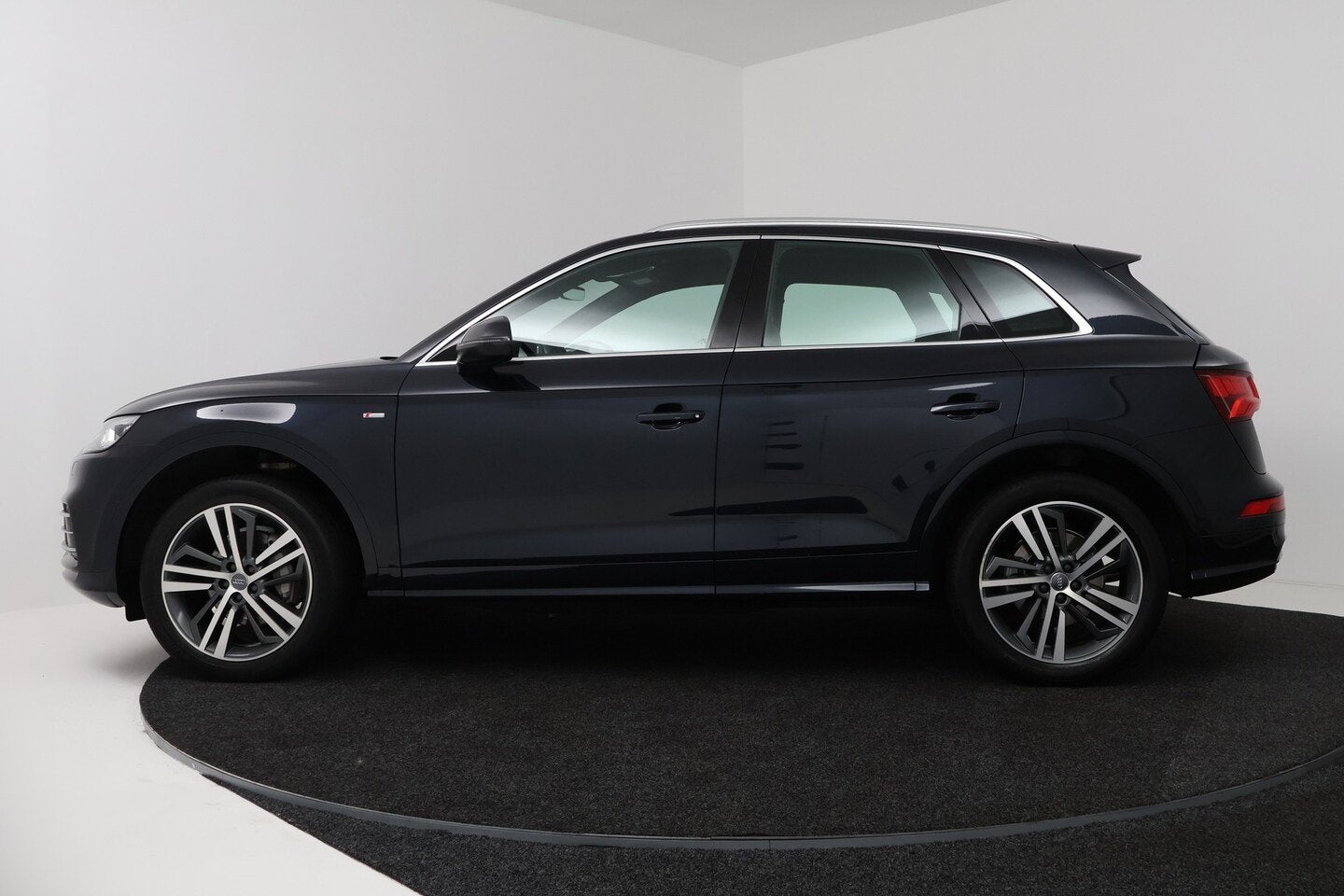 Audi Q5 2.0 TFSI quattro Launch Edition (DIGITALE COCKPIT, G, Auto's, Audi, Automaat, Gebruikt, Euro 6, 4 cilinders
