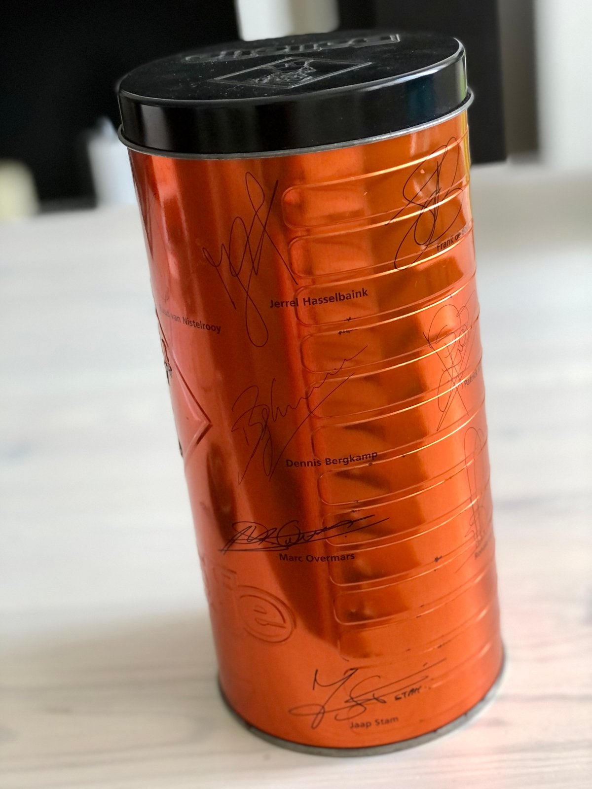 Bolletje beschuitbus WK 2000 met handtekeningen, Ophalen of Verzenden, Gebruikt