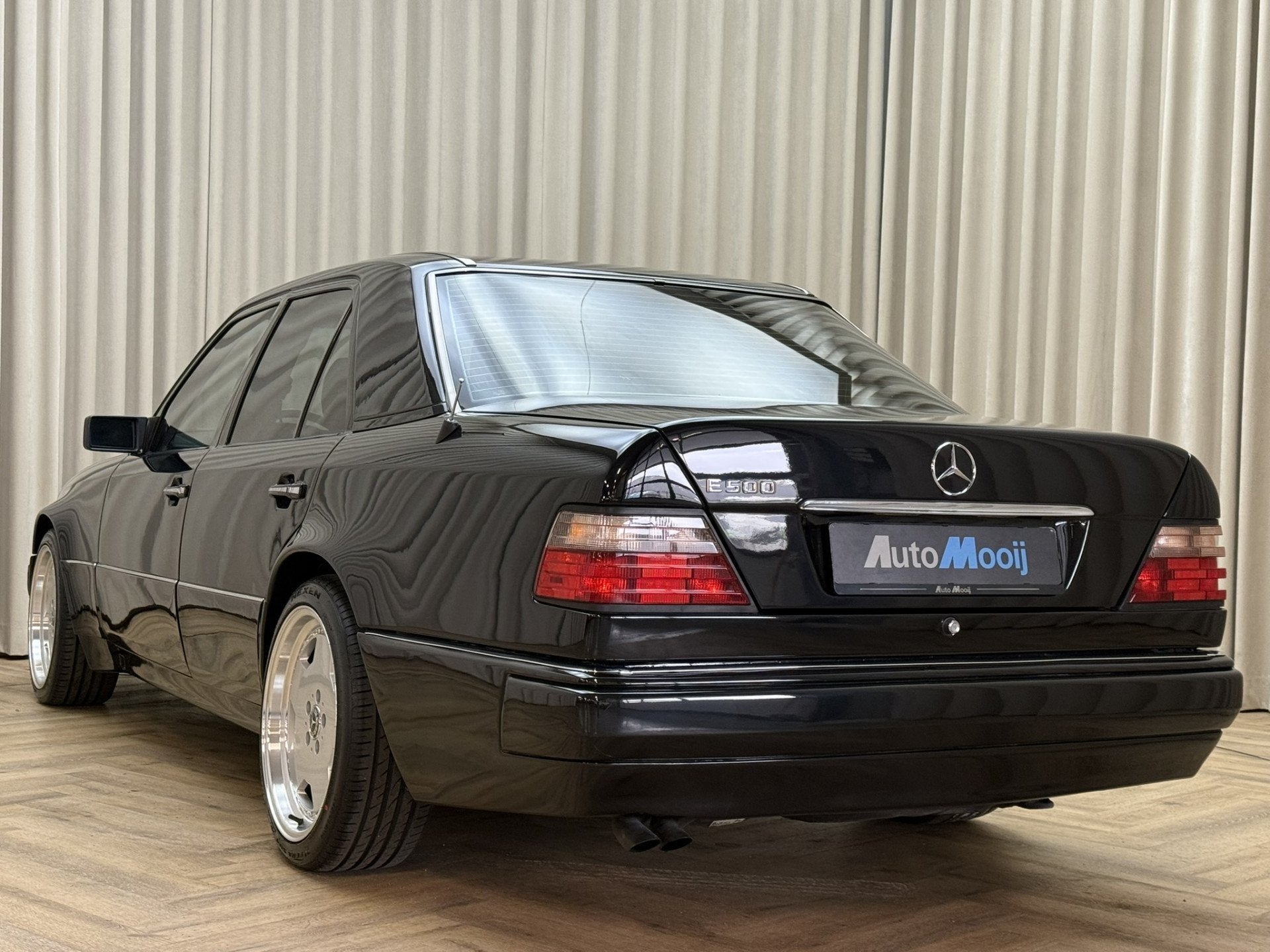 Mercedes-Benz E-Klasse 200-500 500E / 5.0 V8 / 326 PK / AMG, foto 7