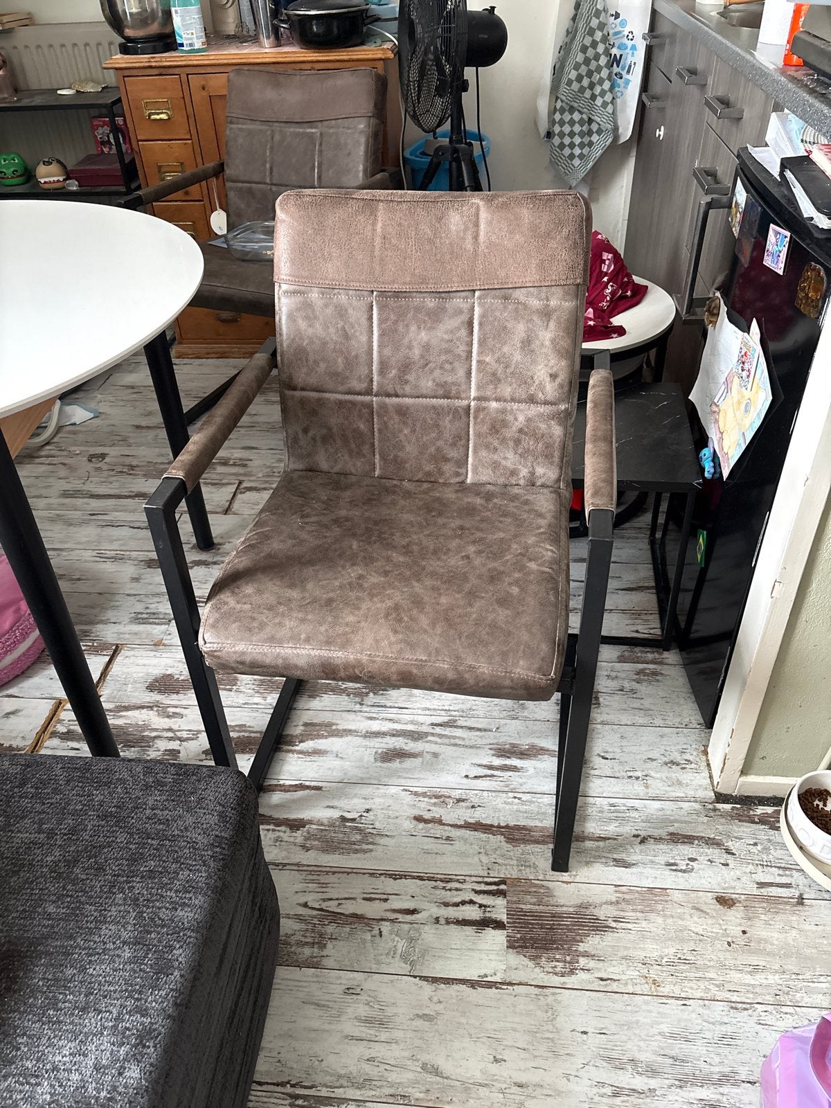 3 eetkamerstoelen met lichte gebruikssporen, Ophalen, Gebruikt, Stof, Drie