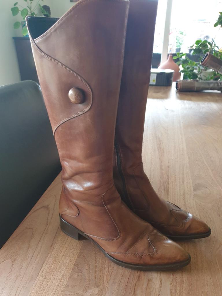 Mooie bruine laarzen maat 38, Ophalen of Verzenden, Zo goed als nieuw, Bruin, Hoge laarzen