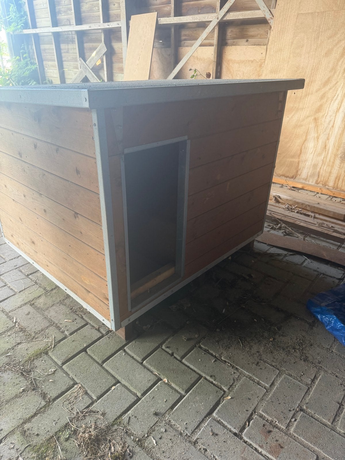 Geisoleerd nachthok hond/dieren, Ophalen, 110 cm of meer, 100 cm of meer