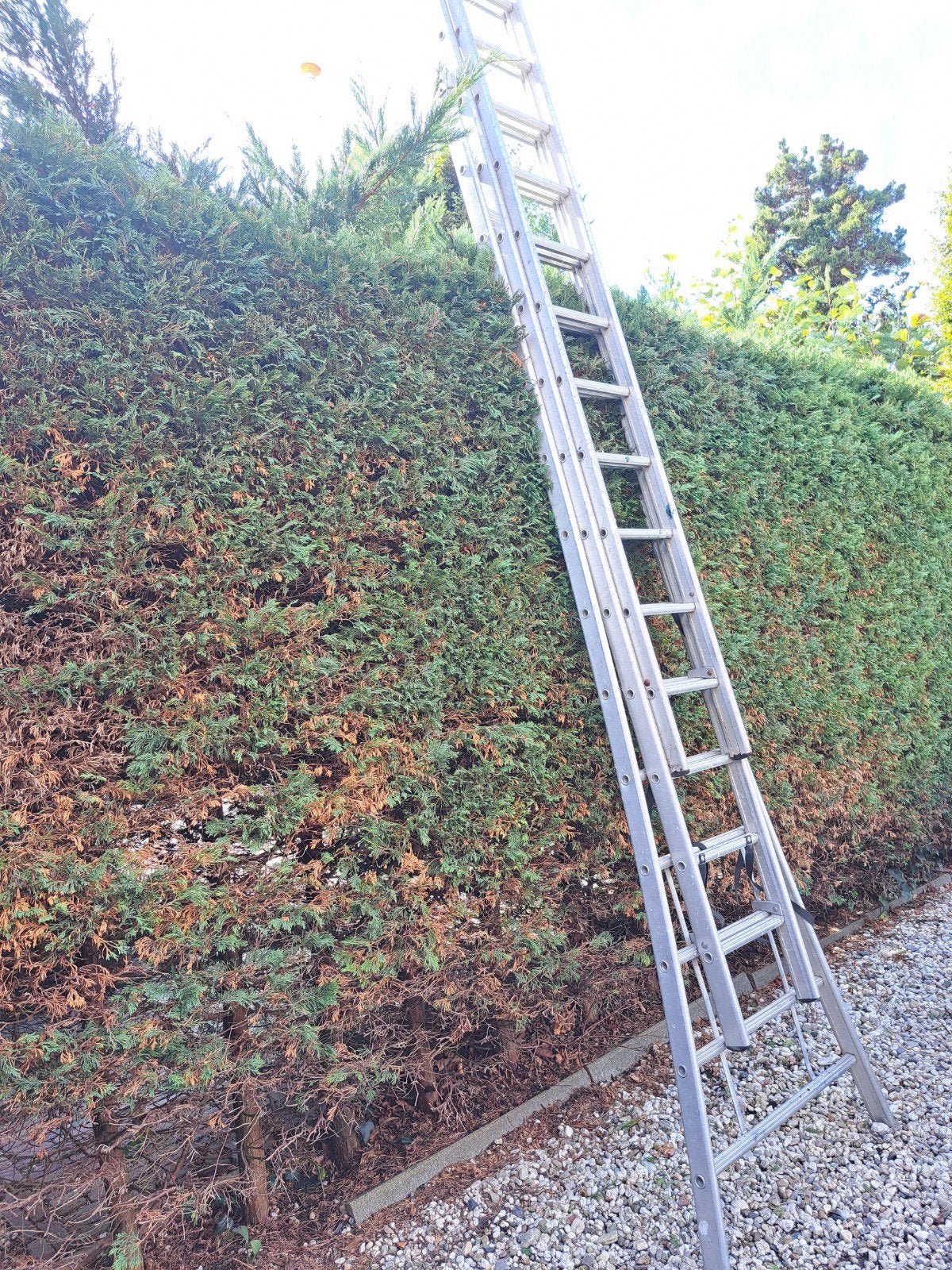 Uitschuifbare aluminium ladder - 10 meter of meer, Ophalen, Gebruikt, 4 meter of meer
