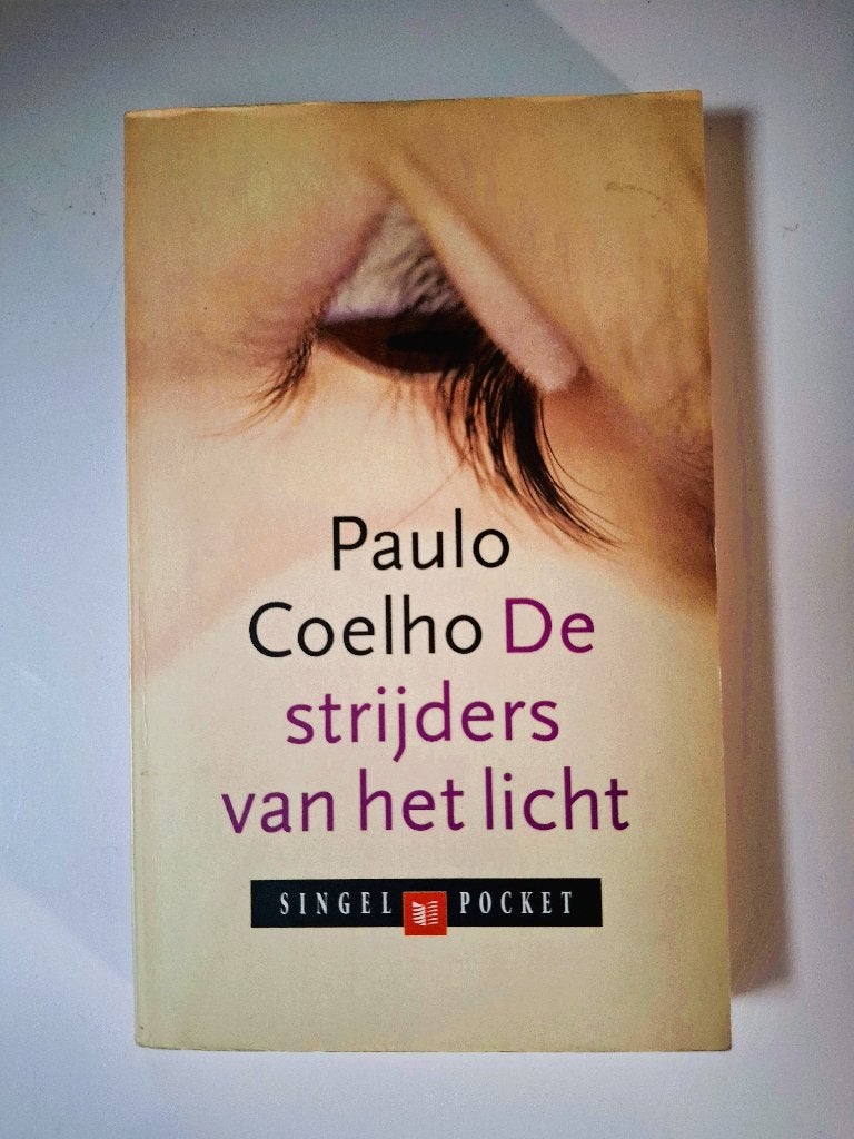 De strijders van het licht - Paulo Coelho, Boeken, Ophalen of Verzenden, Zo goed als nieuw, Paulo Coelho