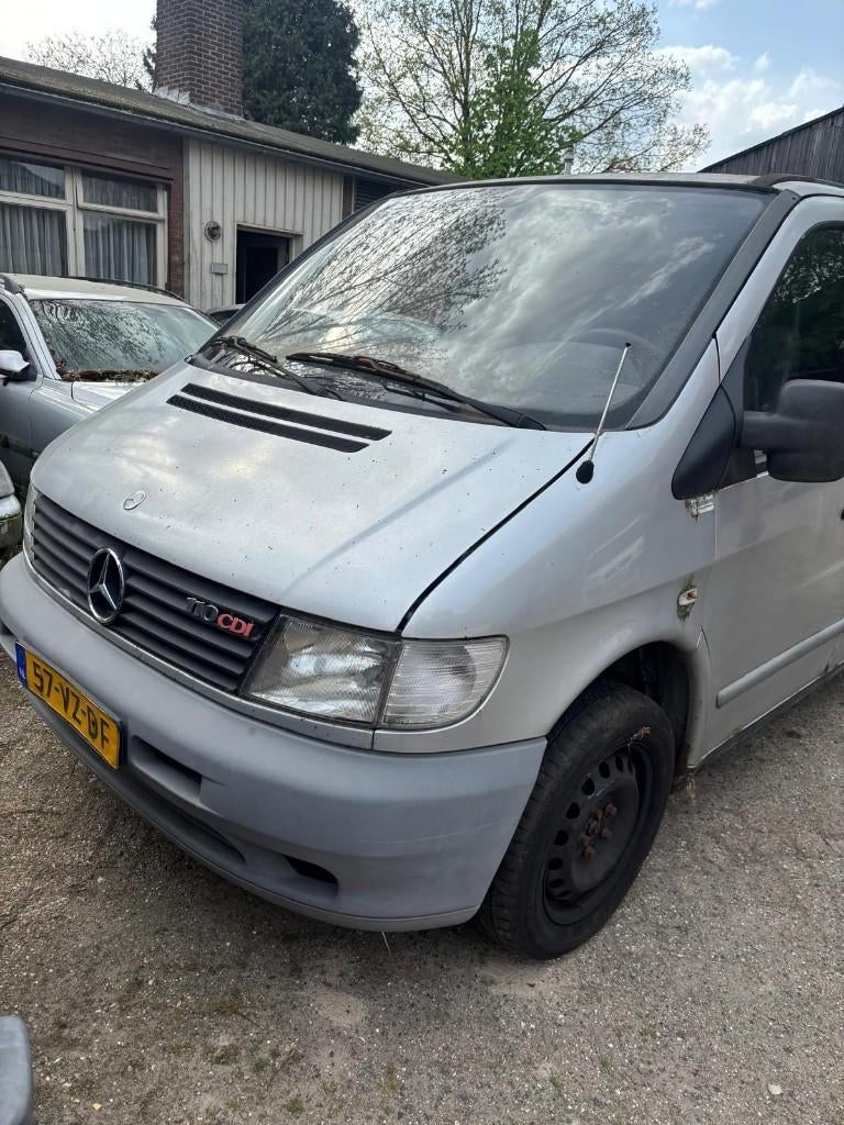 Mercedes Vito 110 CDI voor loop of sloop, Auto's, Mercedes-Benz, Zilver of Grijs, Te koop, Vito, Handgeschakeld