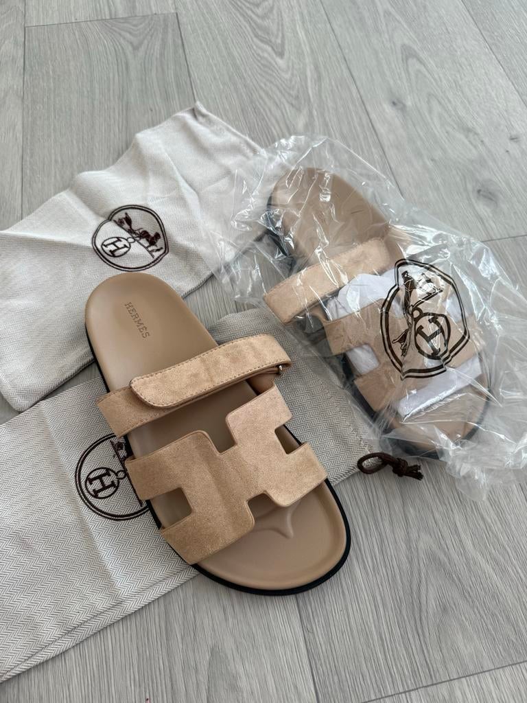 Hermes Chypre Sandalen maat 39, Kleding | Dames, Schoenen, Ophalen of Verzenden, Zo goed als nieuw