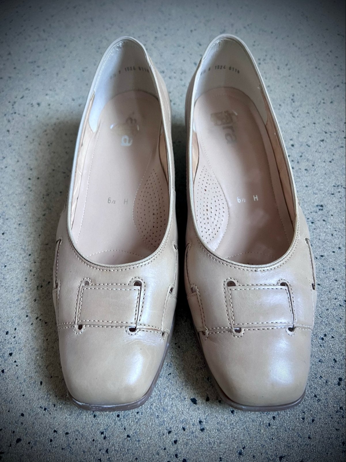 Beige ballerina's maat 6,5, Kleding | Dames, Schoenen, Ophalen of Verzenden, Gedragen, Beige, Instappers
