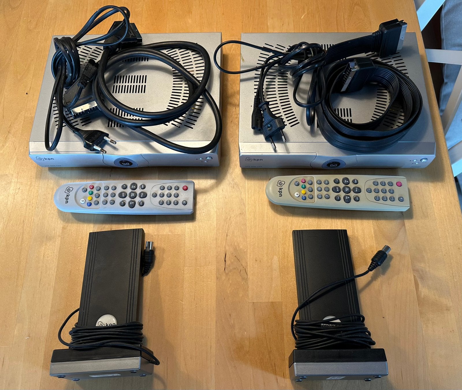 2x Digitenne KPN set compleet, Ophalen, Gebruikt