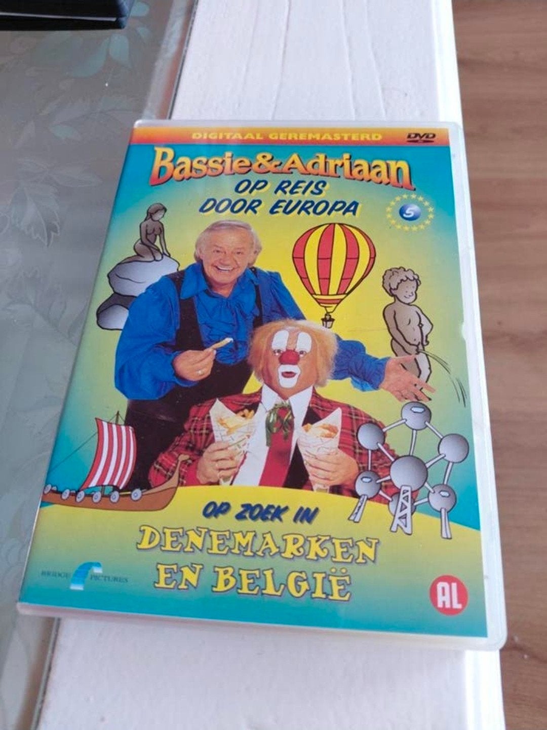 Bassie en Adriaan op reis door Europa 5 Denemarken België., Alle leeftijden, Tv-serie, Ophalen of Verzenden, Zo goed als nieuw