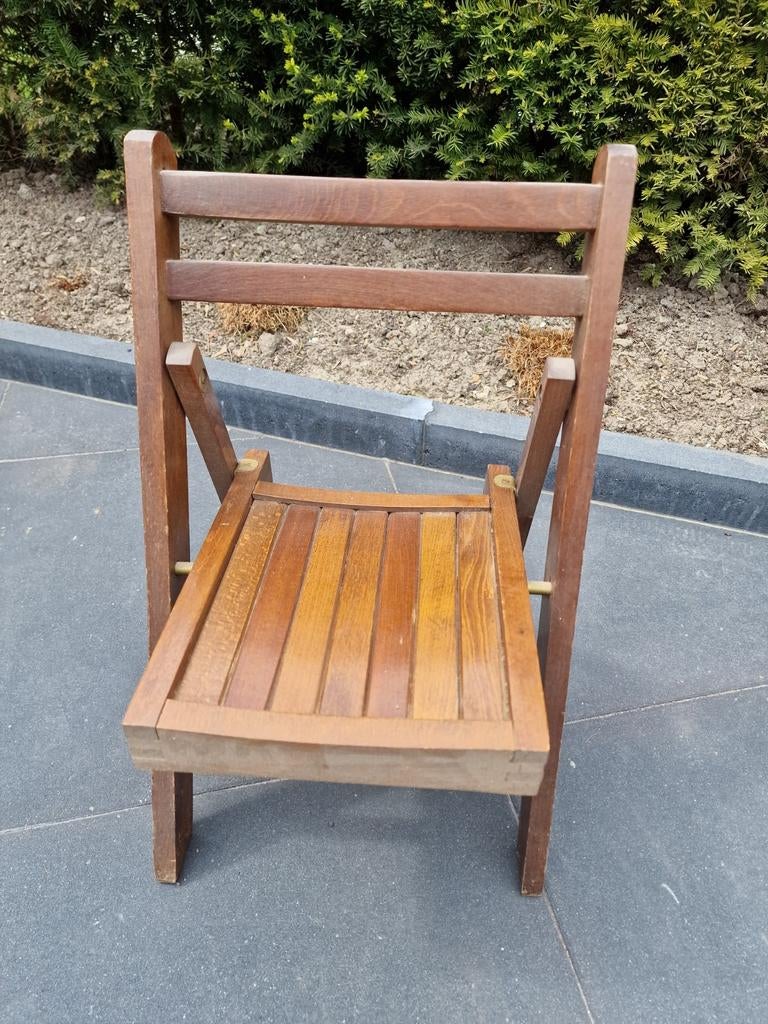 Houten kinderstoeltje, Ophalen, Hout