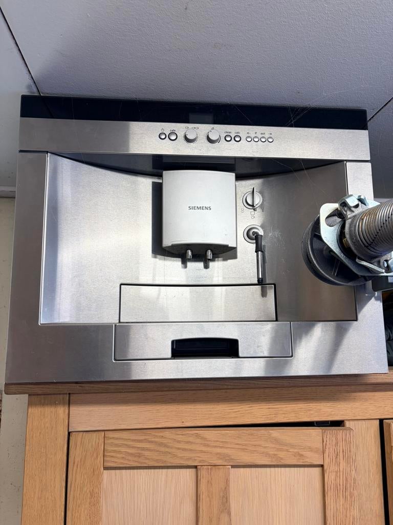 Siemens koffie apparaat let op defect, Witgoed en Apparatuur, Koffiezetapparaten, Ophalen, Afneembaar waterreservoir, Koffiemachine