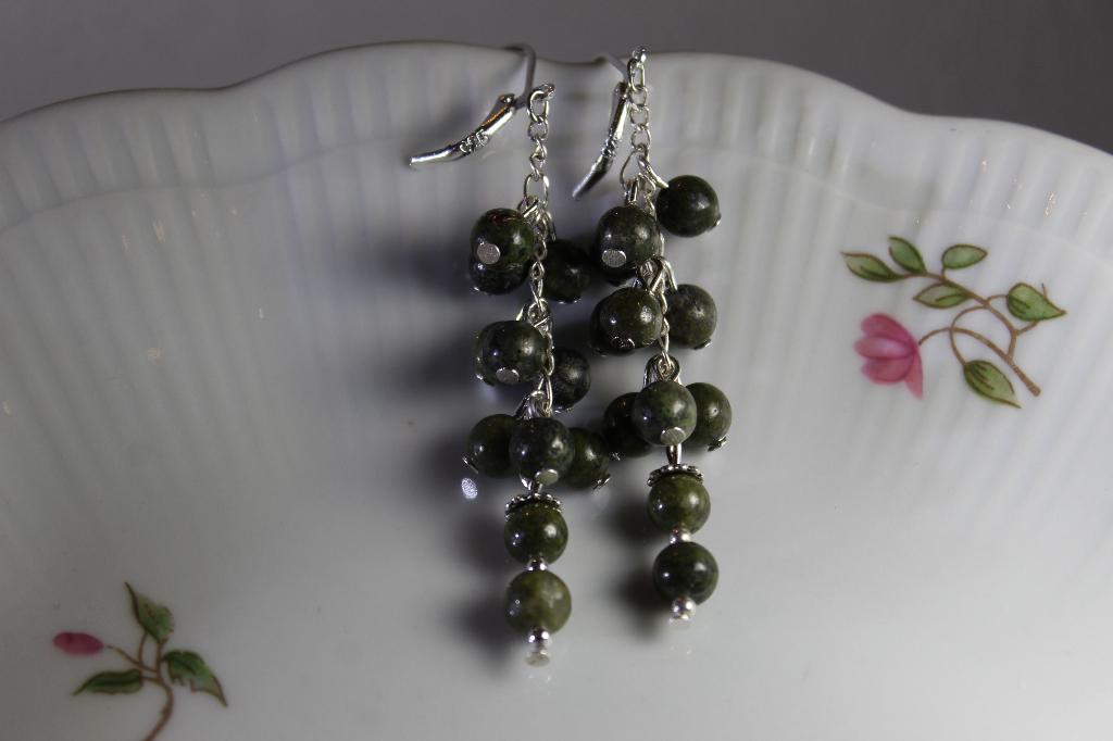 Jade oorbellen - Steen juwelen - Groene sieraden, Hangers, Nieuw, Ophalen of Verzenden, Met edelsteen