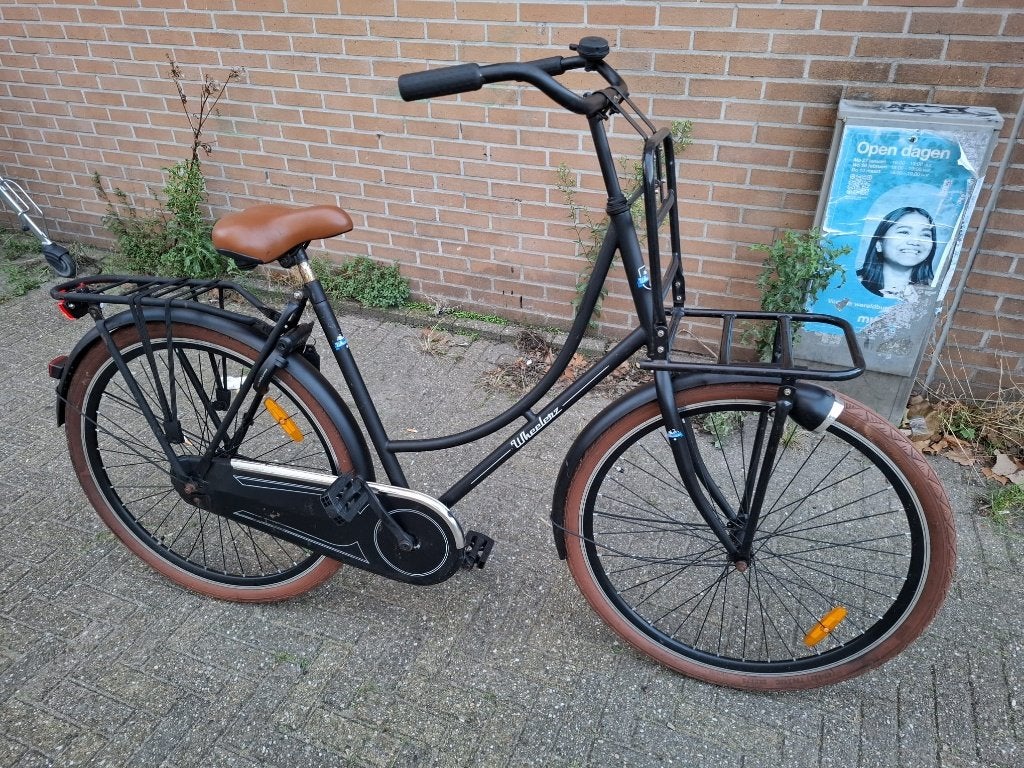 Stadsfiets (Bij HvA / UvA Weesperplein), Terugtraprem, Versnellingen, Ophalen of Verzenden, 53 tot 56 cm