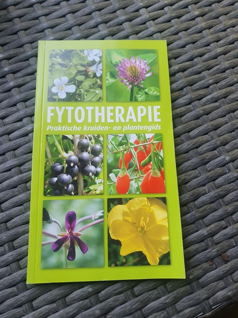 Fytotherapie: Praktische kruiden- en plantengids, Ophalen of Verzenden, Zo goed als nieuw, Kruiden en Alternatief, Onbekend
