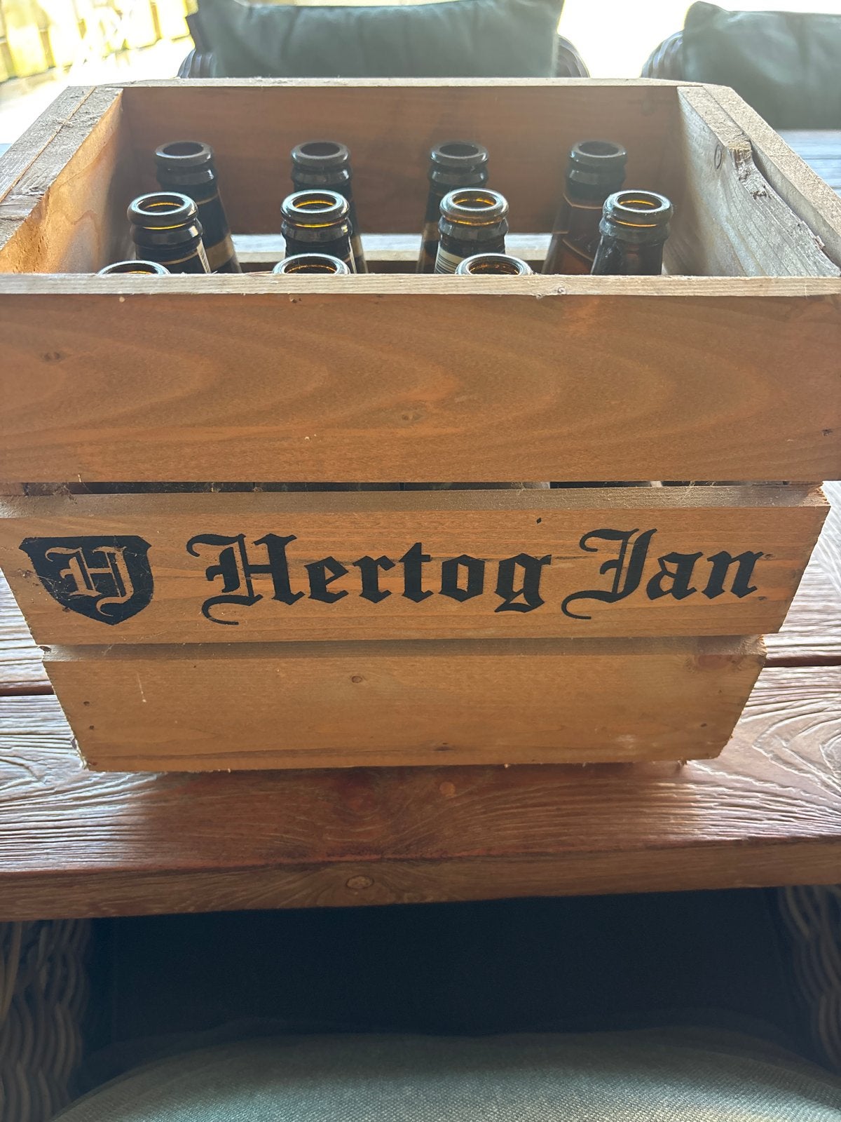 Hertog Jan kratje met 11 lege flesjes, Ophalen of Verzenden, Gebruikt