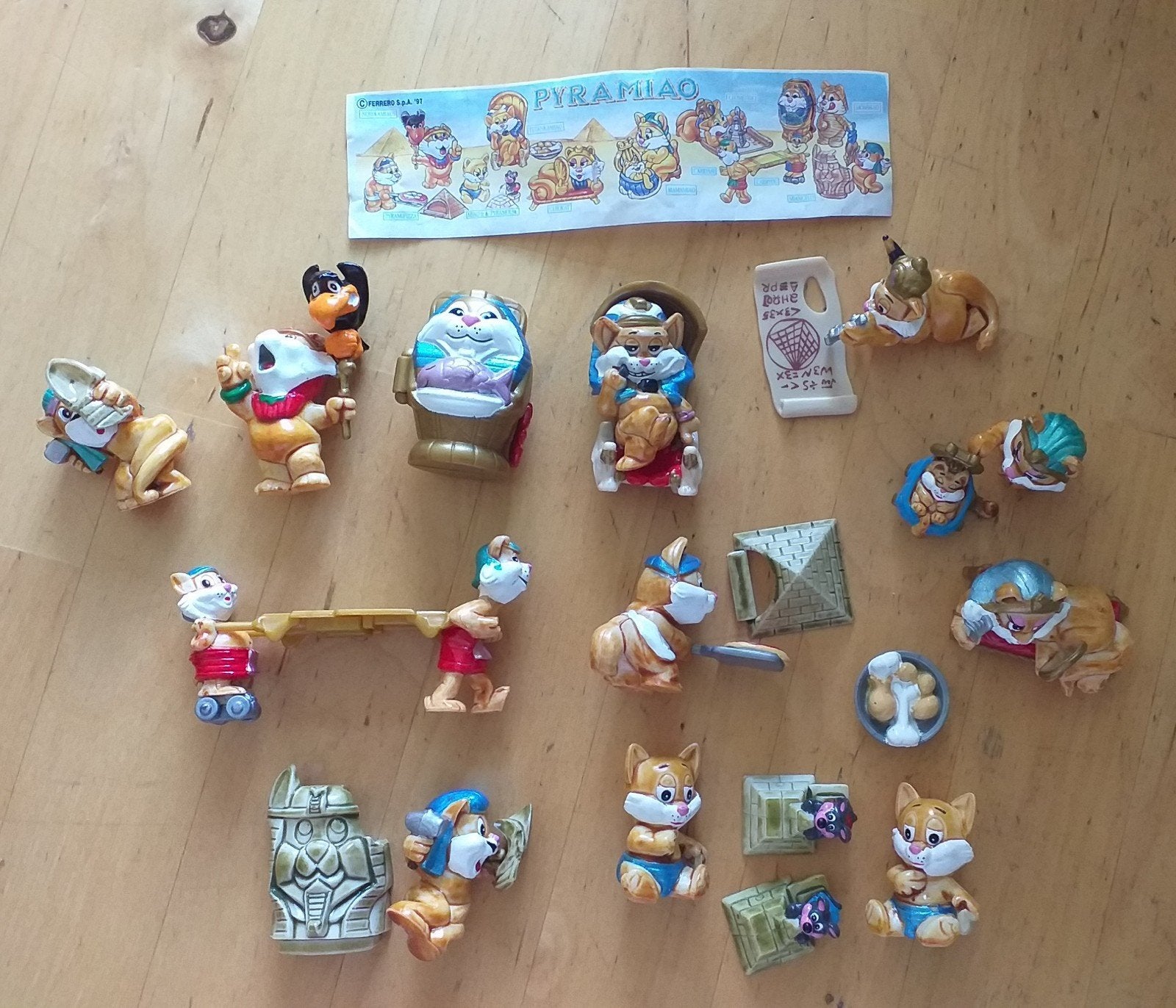 KinderSurprise / Ferrero Pyramiao figuren + BPZ, Ophalen of Verzenden, Hardplasticfiguren