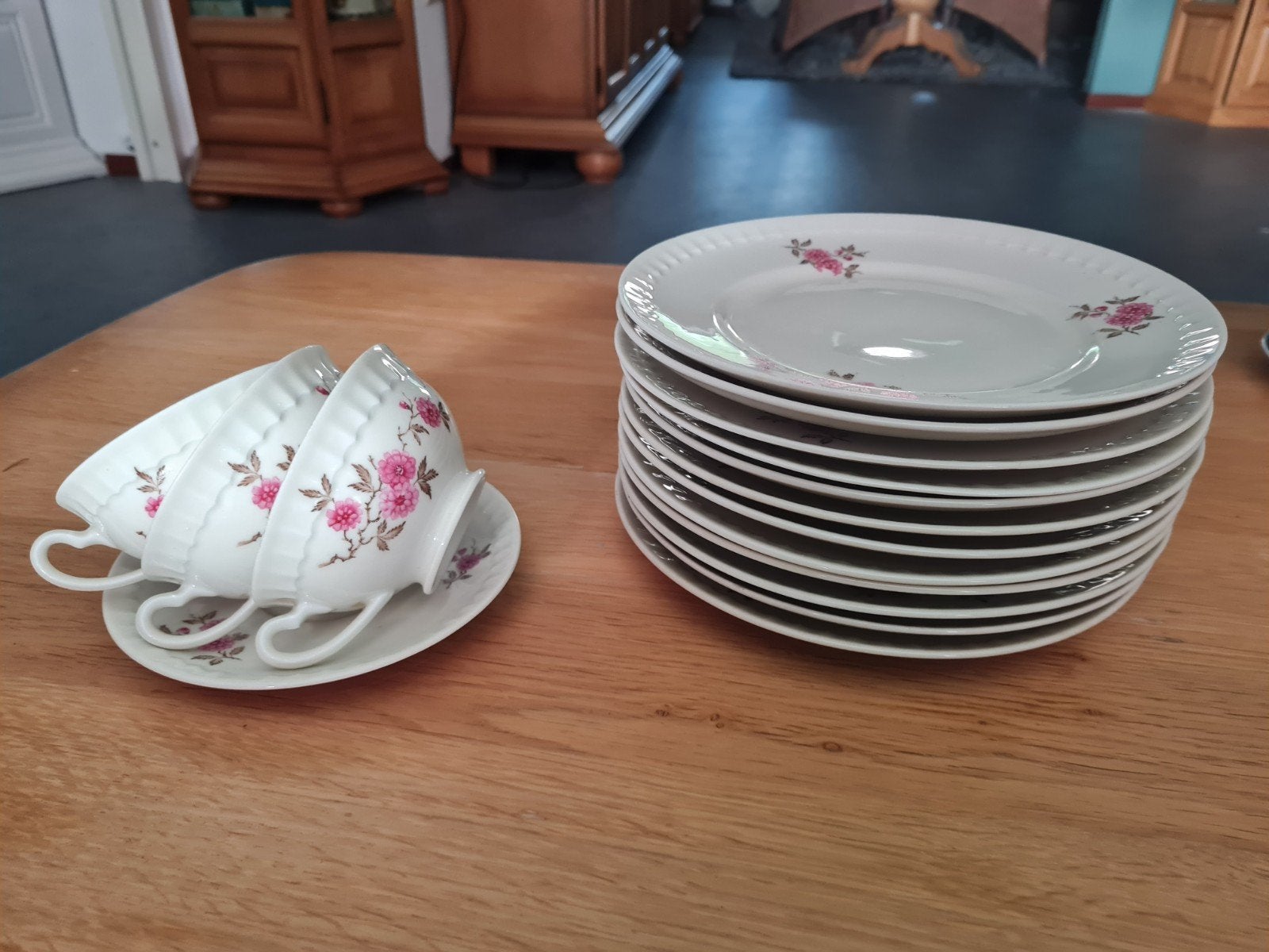 Vintage Mosa Maastricht boterham servies met Rozenmotief, Ophalen of Verzenden