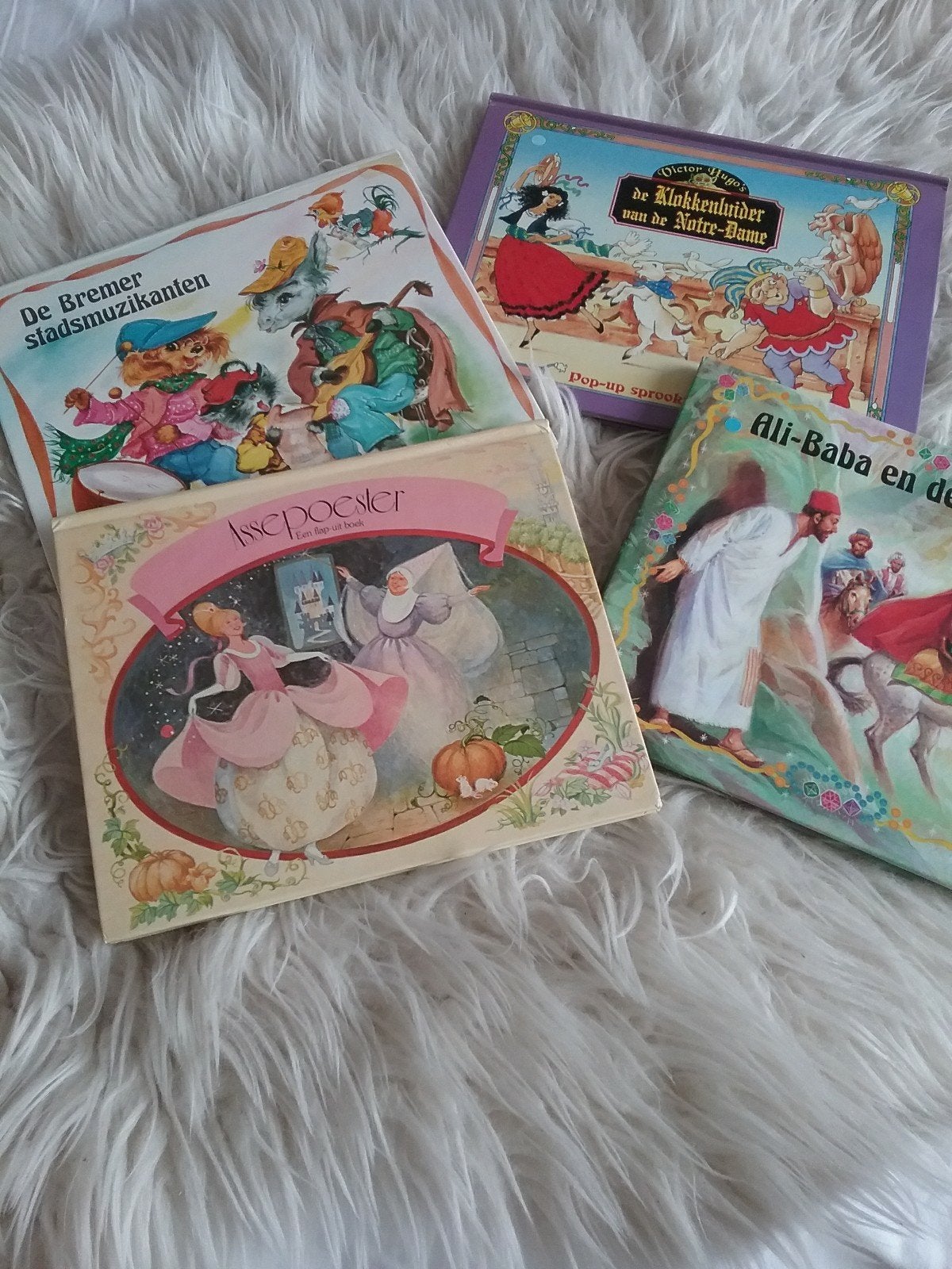 4 Pop-up / flap-uit sprookjesboeken, Ophalen of Verzenden, Zo goed als nieuw, Fictie algemeen
