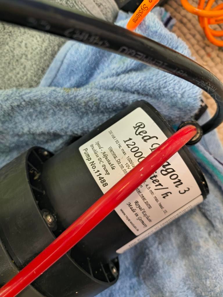Royal Exclusive Red Dragon 3 - Speedy Flow 12m3, Ophalen