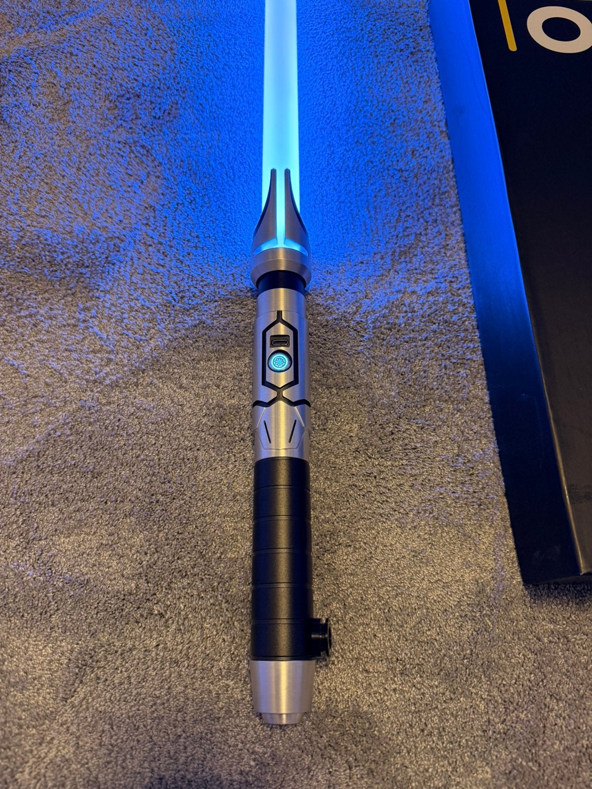 Kenjo torro premium neopixel x3 lightsaber nieuw!, Verzamelen, Star Wars, Ophalen of Verzenden, Nieuw, Overige typen