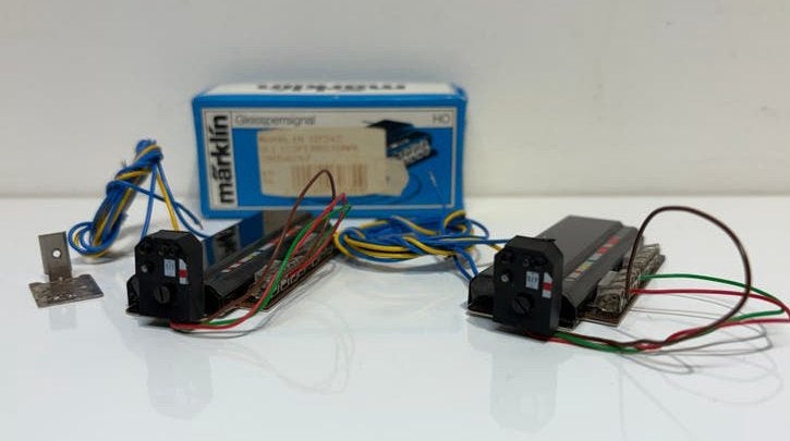2 stuks Marklin H0 7242 Dwergsein Afsluitsein, Hobby en Vrije tijd, Modeltreinen | H0, Wisselstroom, Verzenden, Rails, Zo goed als nieuw