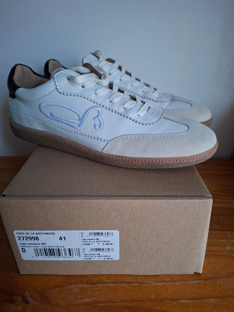 Nieuwe Fred de la Bretoniere witte sneakers gympen maat 41, Kleding | Dames, Schoenen, Fred de la Bretoniere, Wit, Nieuw, Ophalen of Verzenden