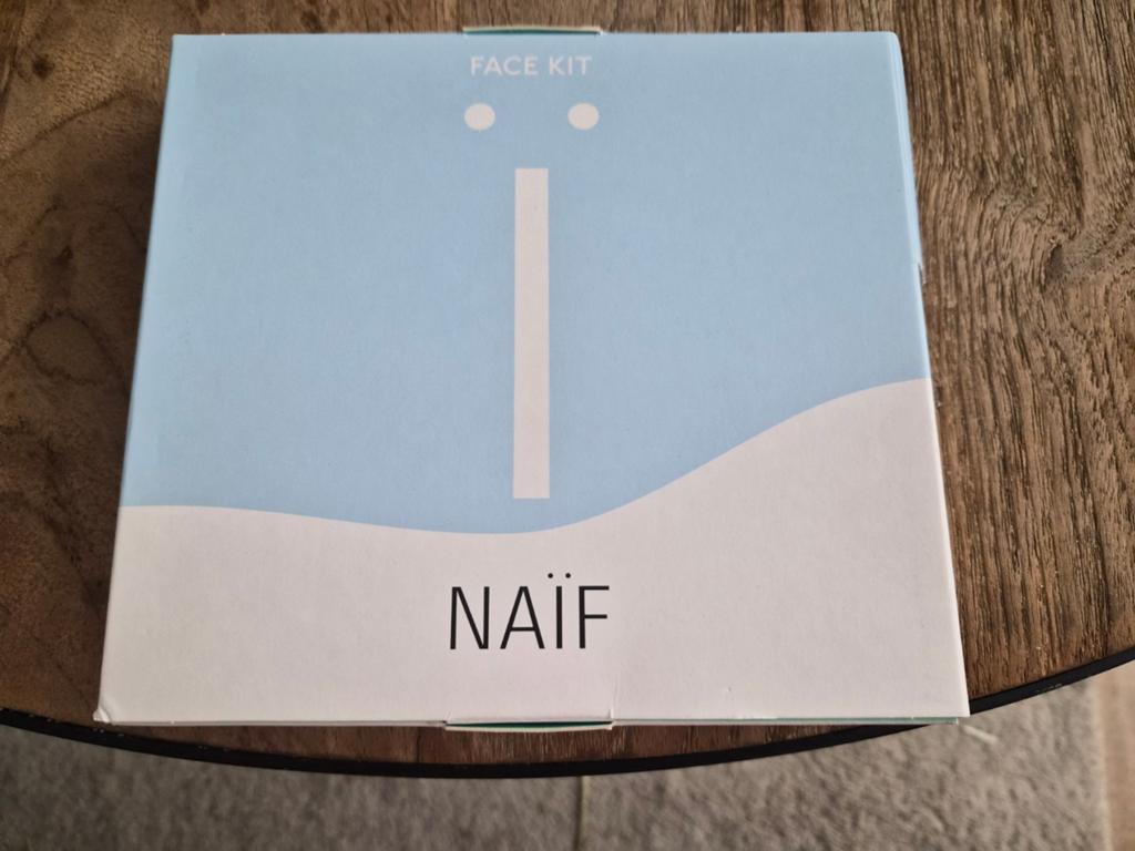 Naif face kit, Ophalen of Verzenden, Nieuw, Gehele gezicht