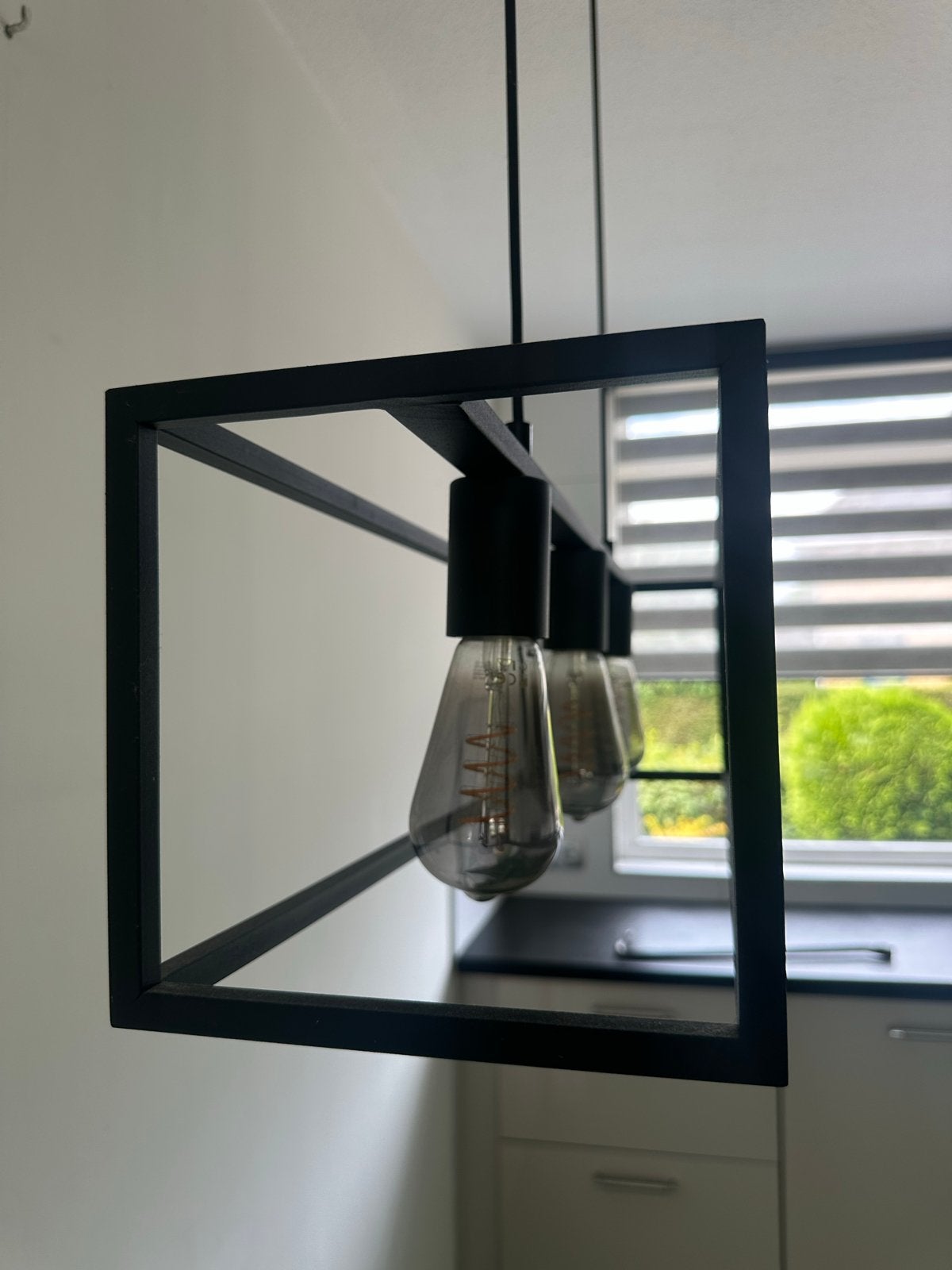 Moderne Zwarte Hanglamp met 3 Lichtpunten - Industrieel Desi, Ophalen, Zo goed als nieuw, Metaal, E27 (groot)